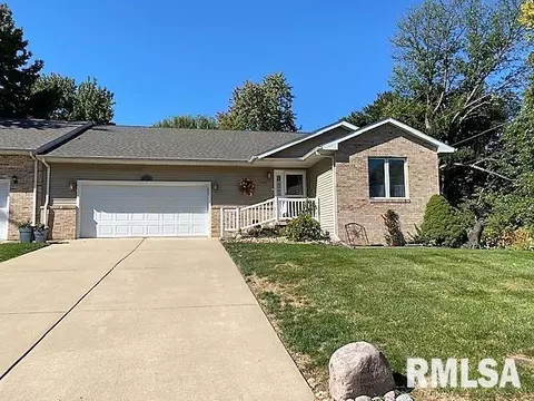 4301 Harvard Dr, Springfield, IL 62712 photo 1