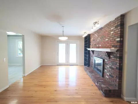 2204 Montclair Dr, Springfield, IL 62704 photo 16