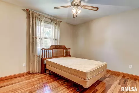 2304 Tamaroa Trl, Springfield, IL 62702 photo 34