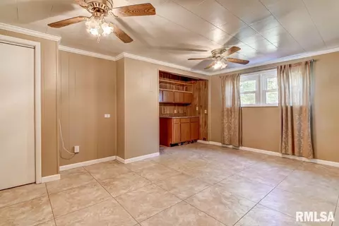 2304 Tamaroa Trl, Springfield, IL 62702 photo 22