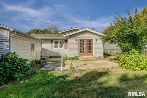 2304 Tamaroa Trl, Springfield, IL 62702 photo 38