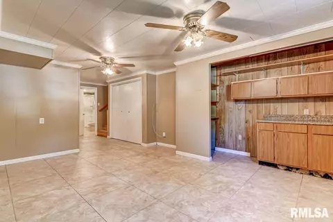 2304 Tamaroa Trl, Springfield, IL 62702 photo 23