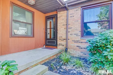 1904 Croydon Dr, Springfield, IL 62703 photo 3