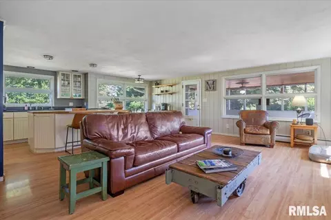 4007 Spaulding Orchard Rd, Springfield, IL 62711 photo 5