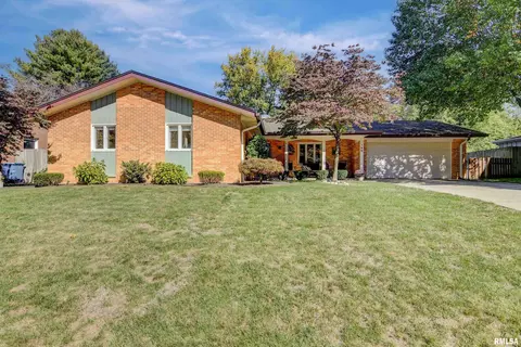 149 Pinehurst Dr, Springfield, IL 62704 photo 1