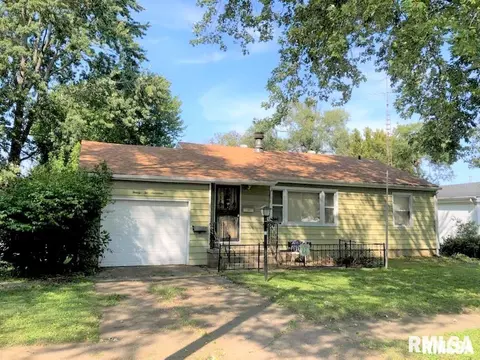 2217 E Reservoir St, Springfield, IL 62702 photo 1