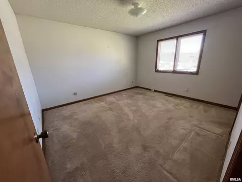 2415 Raleigh Dr, Springfield, IL 62704 photo 13