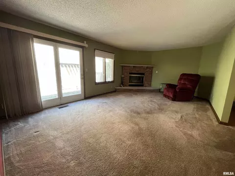 2415 Raleigh Dr, Springfield, IL 62704 photo 8