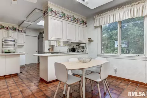 113 Linden Ln, Springfield, IL 62712 photo 12