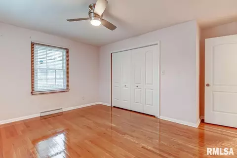 2113 Sangamon Ave, Springfield, IL 62702 photo 17