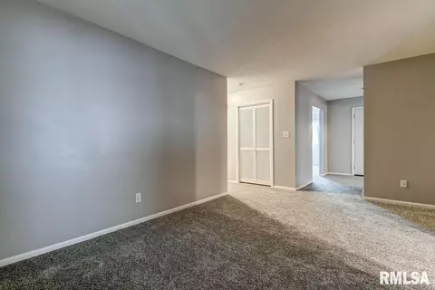 38 Andover Dr, Springfield, IL 62704 photo 14