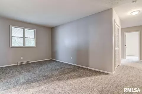 38 Andover Dr, Springfield, IL 62704 photo 17