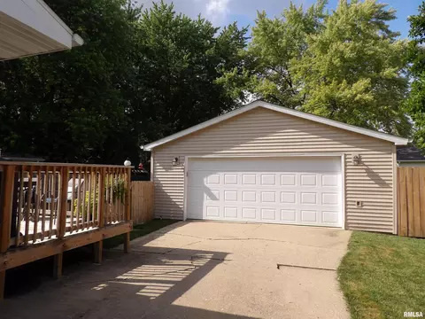 2913 Selkirk Rd, Springfield, IL 62702 photo 3