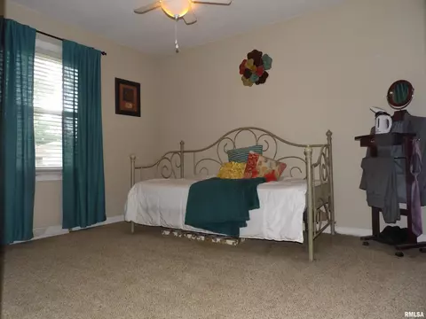 2913 Selkirk Rd, Springfield, IL 62702 photo 18