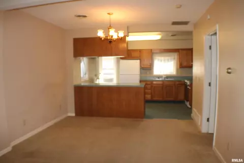 1212 N Milton St, Springfield, IL 62702 photo 3