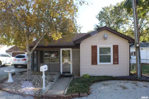 1212 N Milton St, Springfield, IL 62702 photo 1