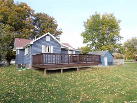 124 E Fremont St, Oneida, IL 61467 photo 5