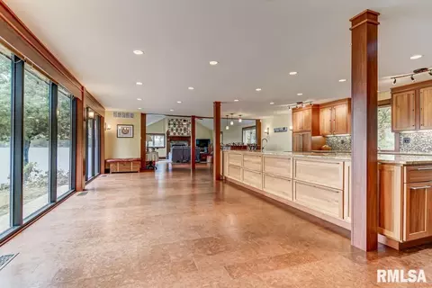 105 Linden Ln, Springfield, IL 62712 photo 18