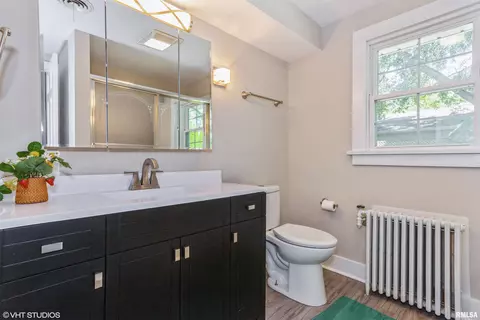 3589 E Fulton Ave, Decatur, IL 62521 photo 12