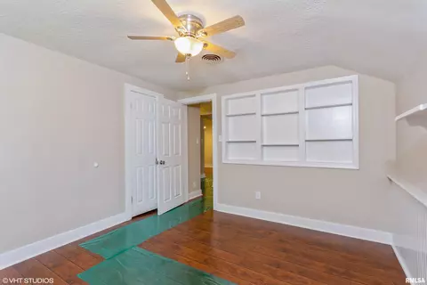 3589 E Fulton Ave, Decatur, IL 62521 photo 7