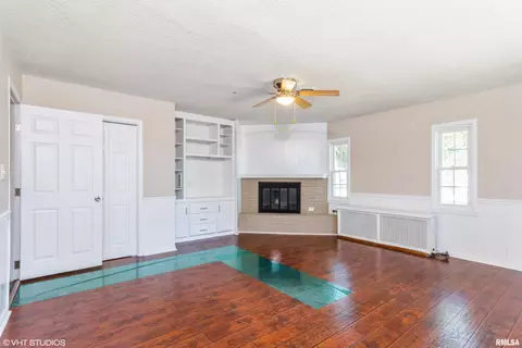 3589 E Fulton Ave, Decatur, IL 62521 photo 8