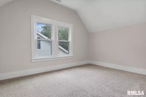 313 E Washington St, Riverton, IL 62561 photo 31