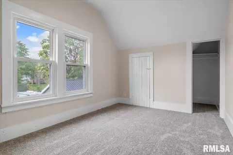 313 E Washington St, Riverton, IL 62561 photo 29
