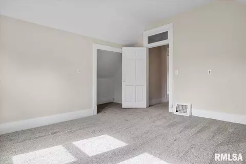 313 E Washington St, Riverton, IL 62561 photo 34