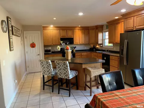 7005 Preston Dr, Springfield, IL 62711 photo 12