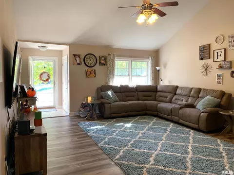 7005 Preston Dr, Springfield, IL 62711 photo 23