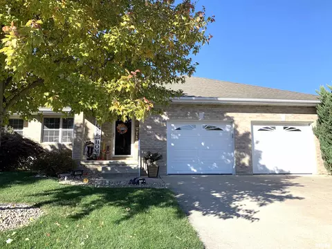 7005 Preston Dr, Springfield, IL 62711 photo 1
