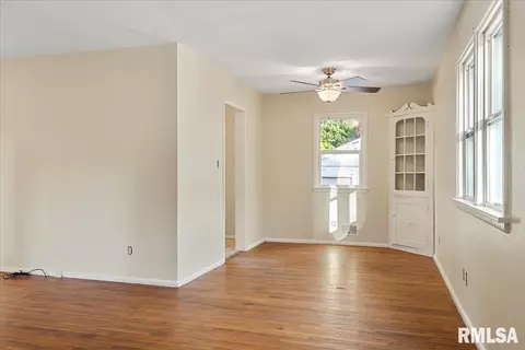 1016 N 3rd St, Springfield, IL 62702 photo 7