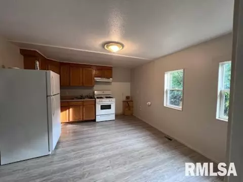 1920 Witchazel Dr, Springfield, IL 62703 photo 4