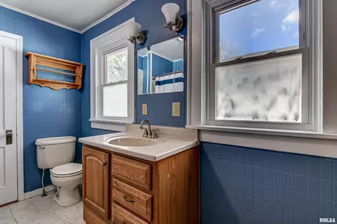 2041 S 5th St, Springfield, IL 62703 photo 28