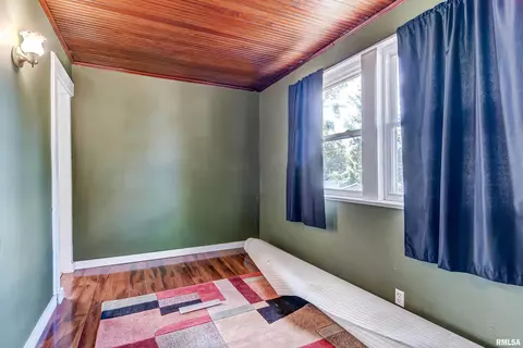 2041 S 5th St, Springfield, IL 62703 photo 15