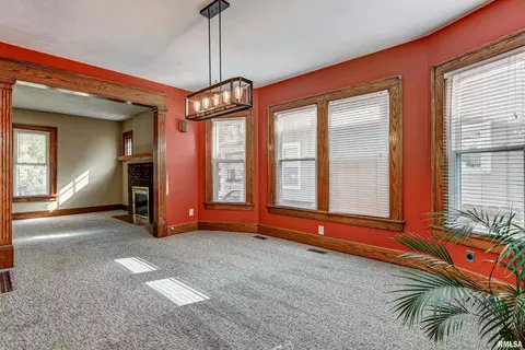 2041 S 5th St, Springfield, IL 62703 photo 13