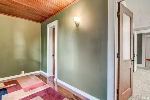 2041 S 5th St, Springfield, IL 62703 photo 16
