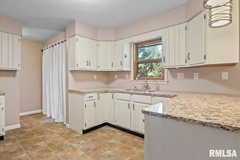 4235 Stone Rd, Springfield, IL 62707 photo 14