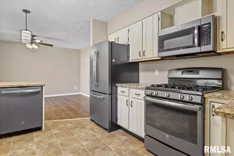 4235 Stone Rd, Springfield, IL 62707 photo 16
