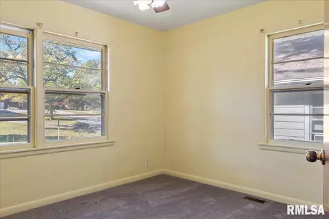 1454 N 6th St, Springfield, IL 62702 photo 11