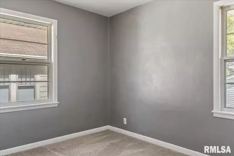 1454 N 6th St, Springfield, IL 62702 photo 13