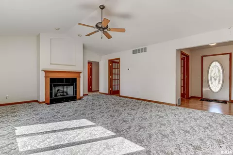 5408 Manhattan Dr, Springfield, IL 62711 photo 4