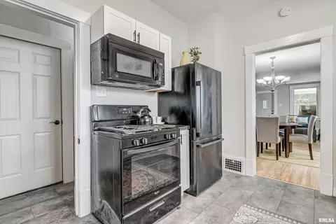 1324 N 3rd St, Springfield, IL 62702 photo 13