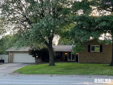 2 Kirkley Ln, Springfield, IL 62704 photo 1