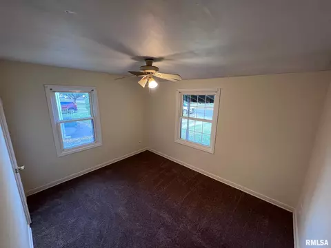 1801 N 21st St, Springfield, IL 62702 photo 11