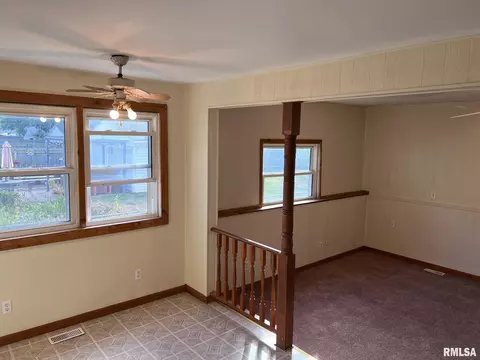 1801 N 21st St, Springfield, IL 62702 photo 6