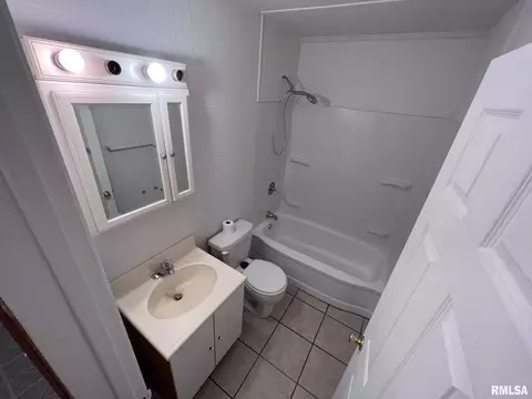 1801 N 21st St, Springfield, IL 62702 photo 10