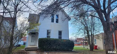 706 S 14th St, Quincy, IL 62301