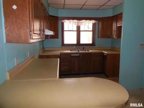 201 E Main St, Clayton, IL 62324 photo 8