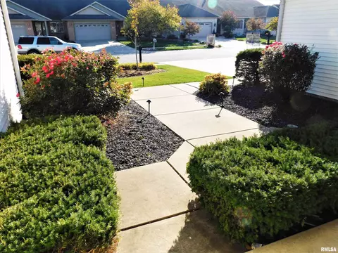 3505 Lytham Dr, Springfield, IL 62712 photo 2